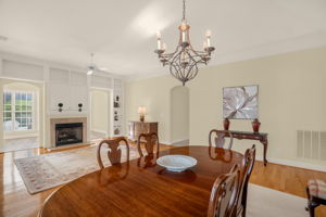 2417 Old Towne Dr-13