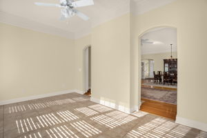 2417 Old Towne Dr-19