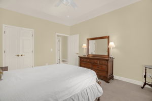 2417 Old Towne Dr-27