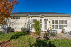 2417 Old Towne Dr-29