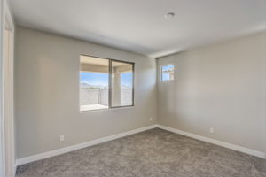 W Gross Ave-026