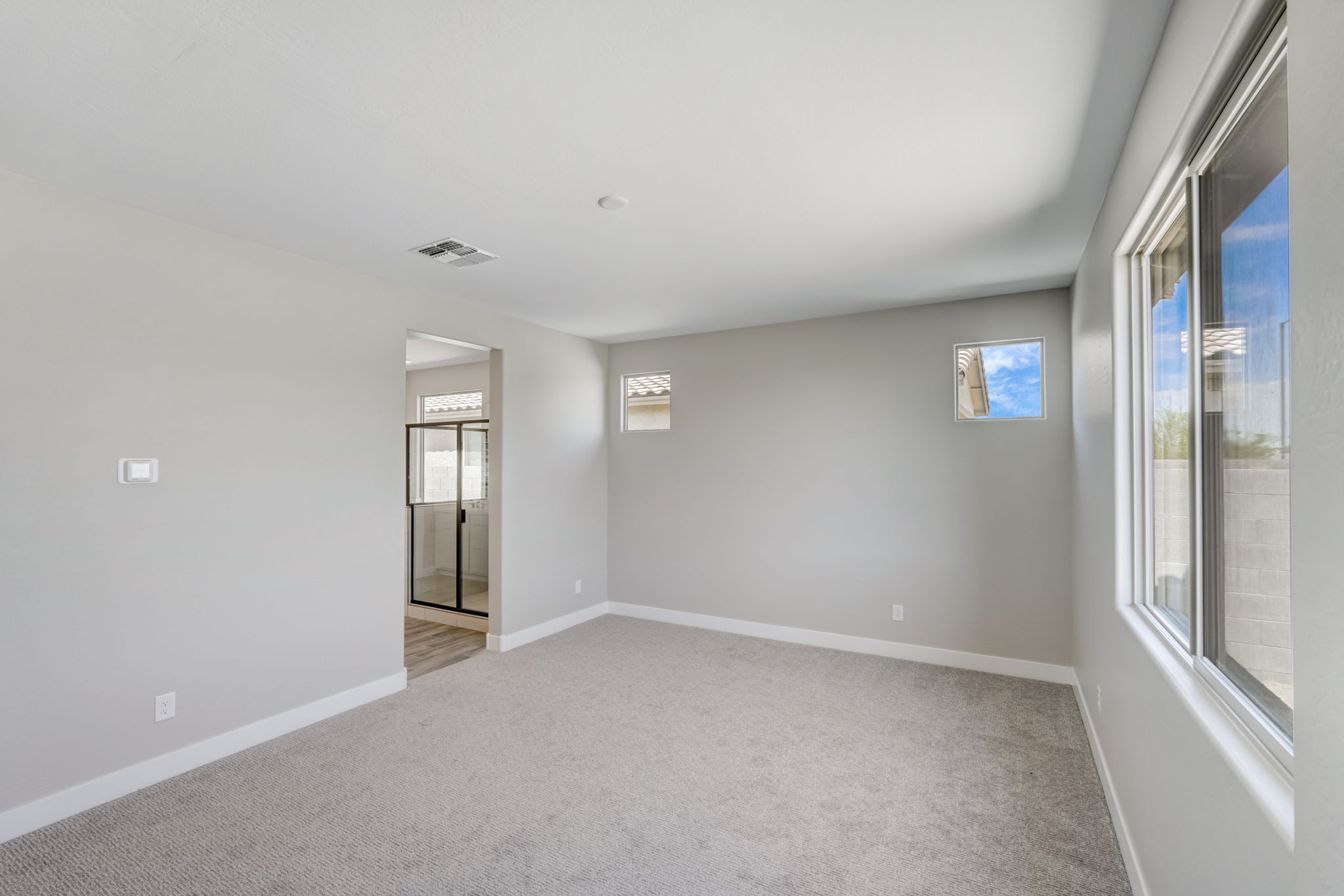 W Gross Ave -013