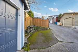 2nd Ave W-S2101-009.jpg