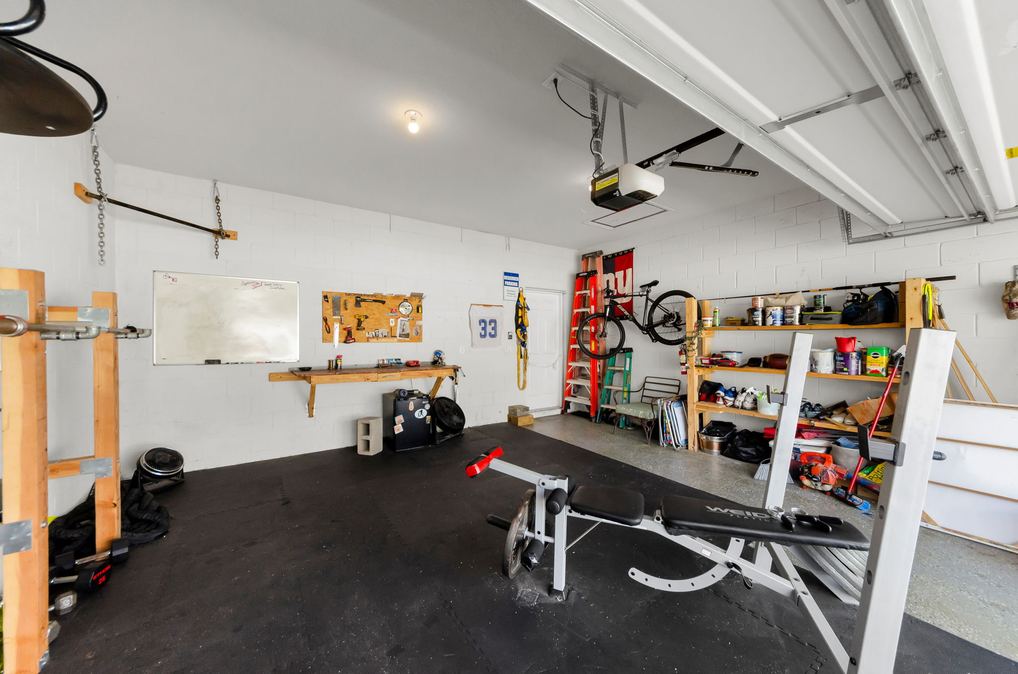 Garage 2