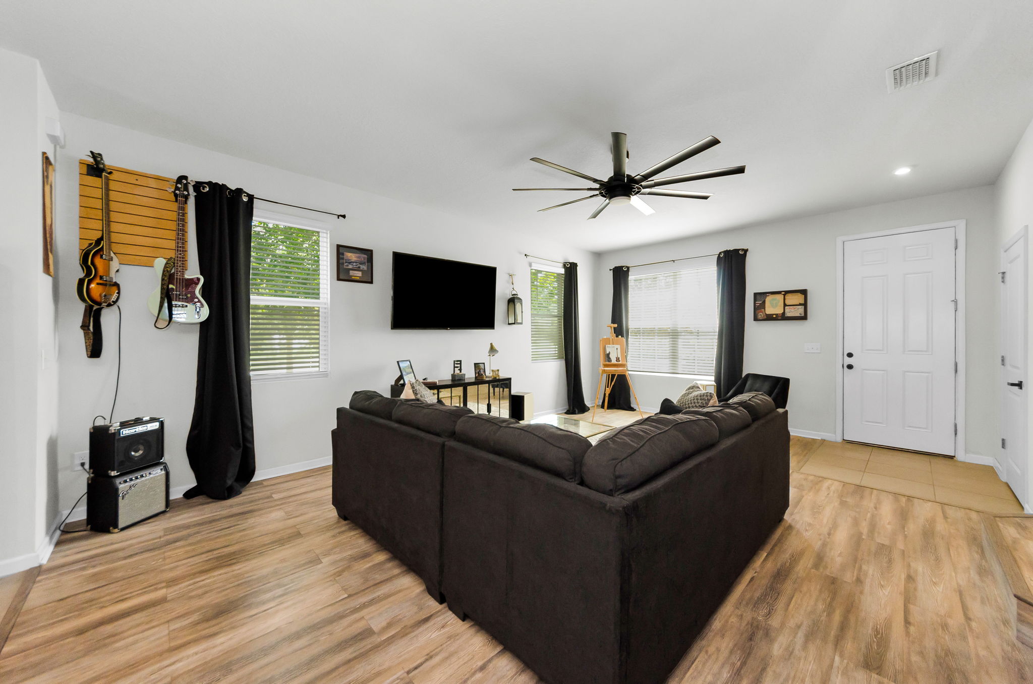 Living Room 3