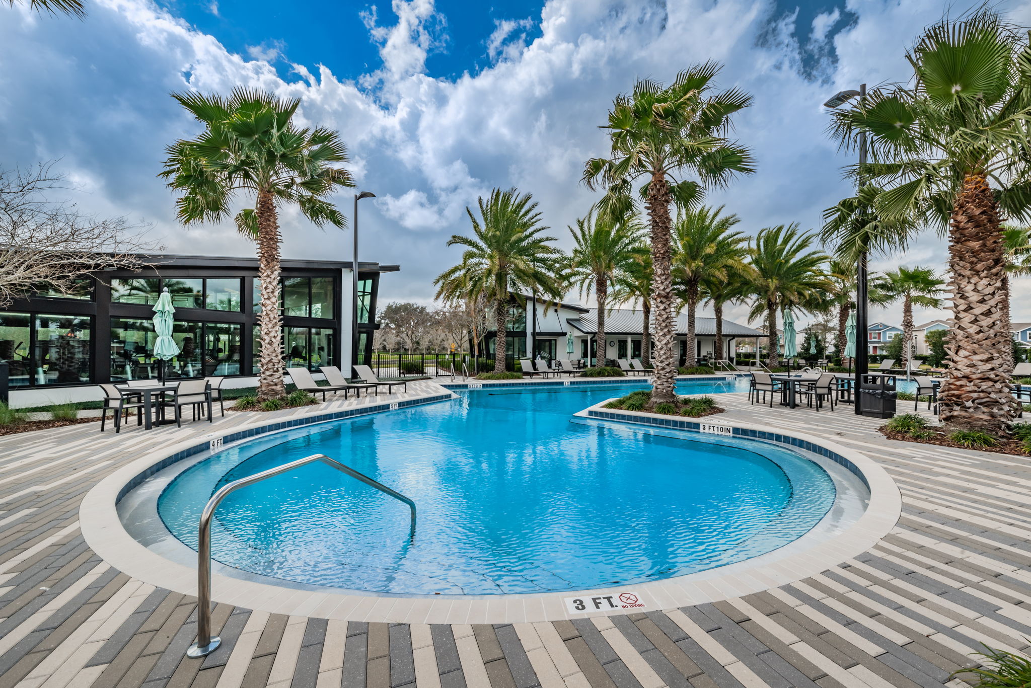 24-Asutria Pool