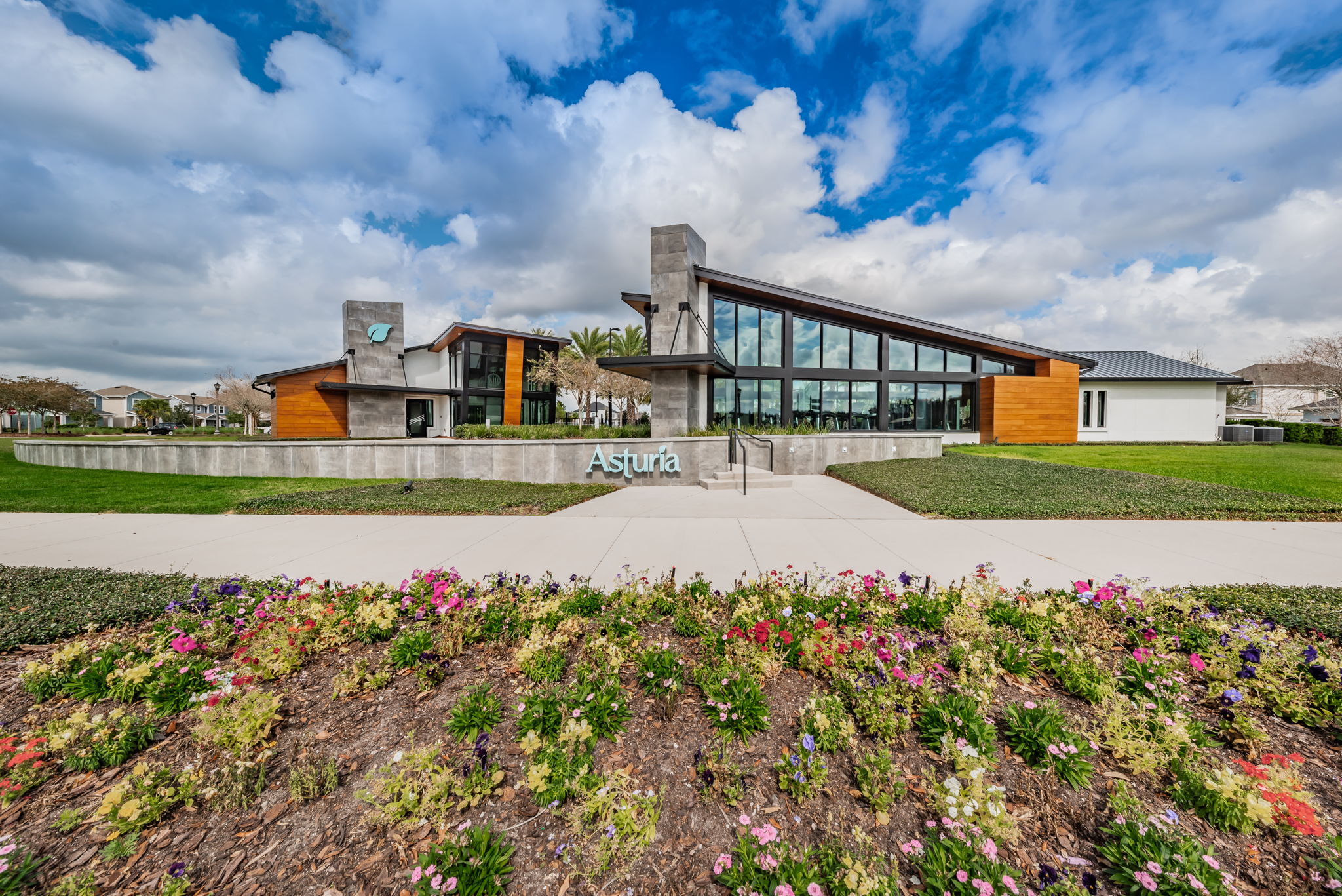 38-Asutria Clubhouse