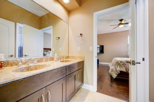 Heritage Green Ave-038