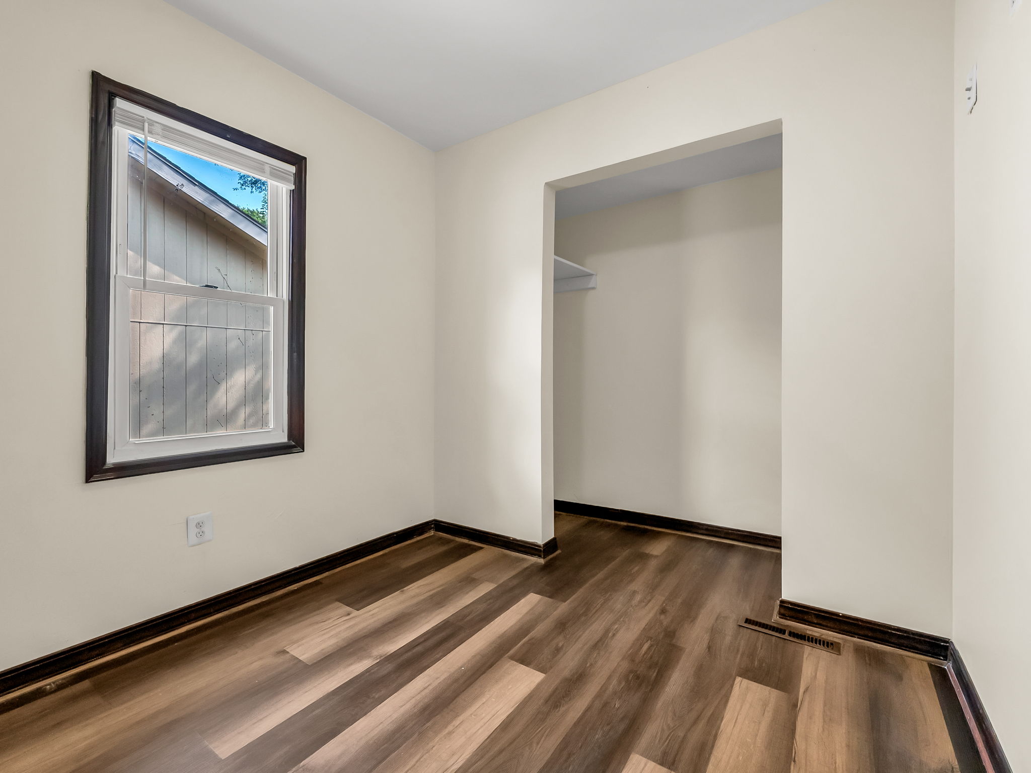 Interior-8