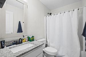 Photo 31