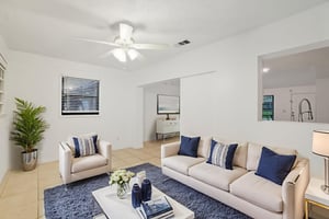 DSC09654 virtually staged.jpeg