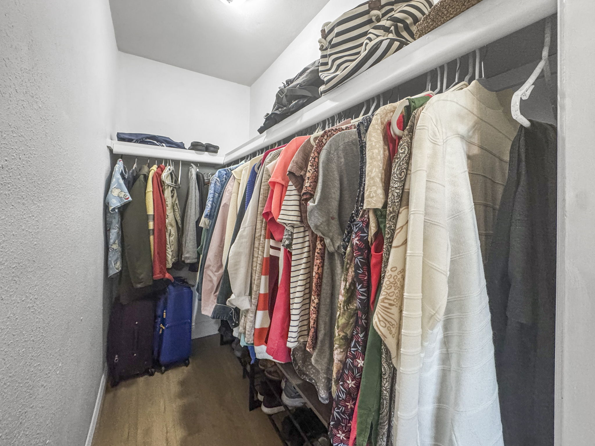 BR1 Closet - IMG_2004