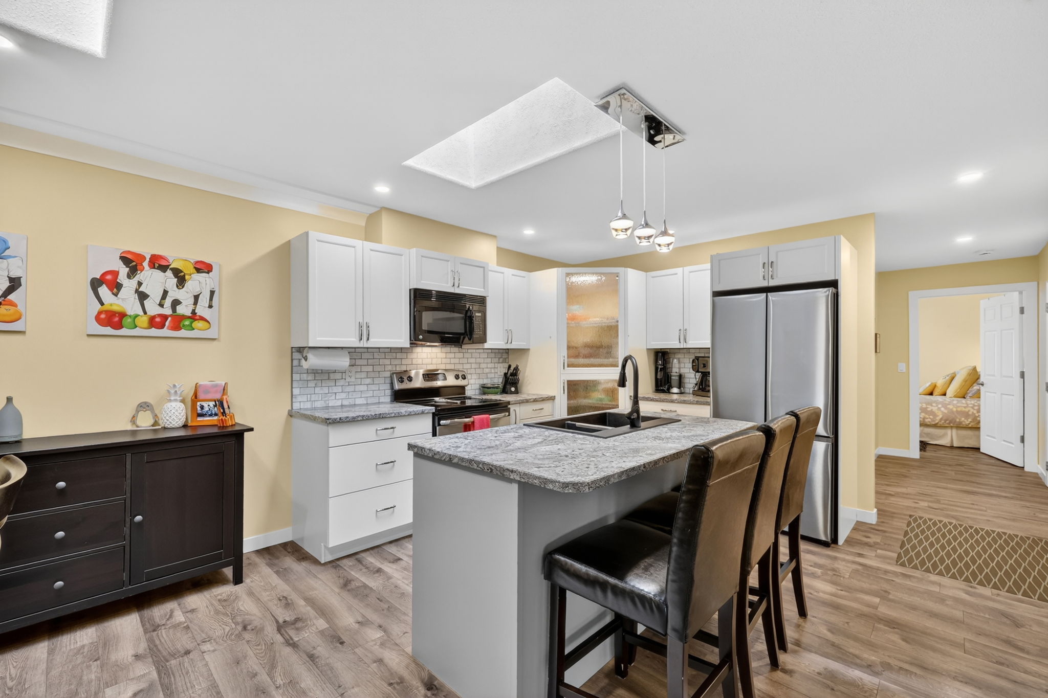  Photo 7