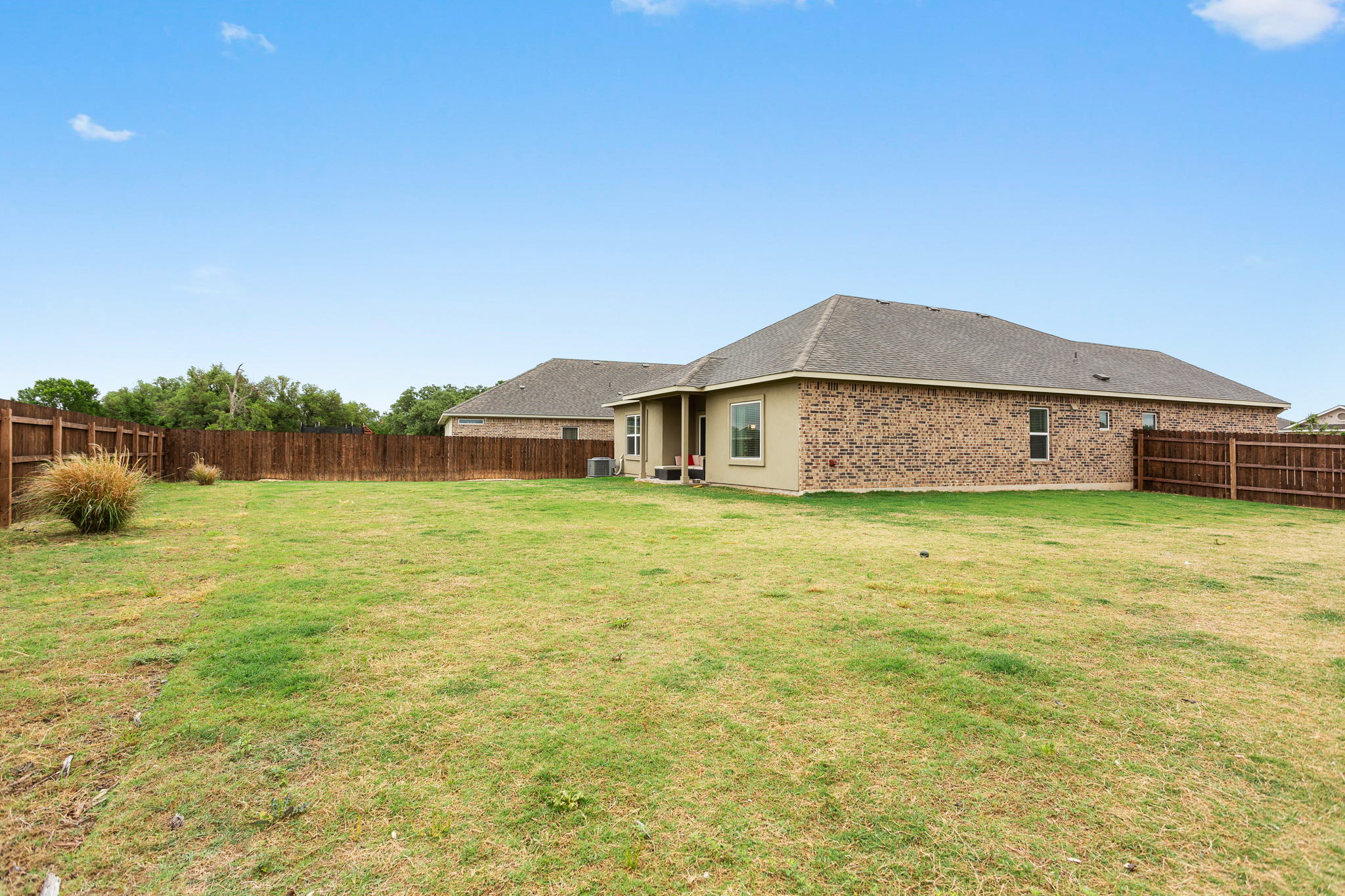 2420 Starhill Ranch St, Georgetown, TX 78628, USA Photo 5