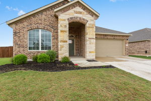 2420 Starhill Ranch St, Georgetown, TX 78628, USA Photo 3