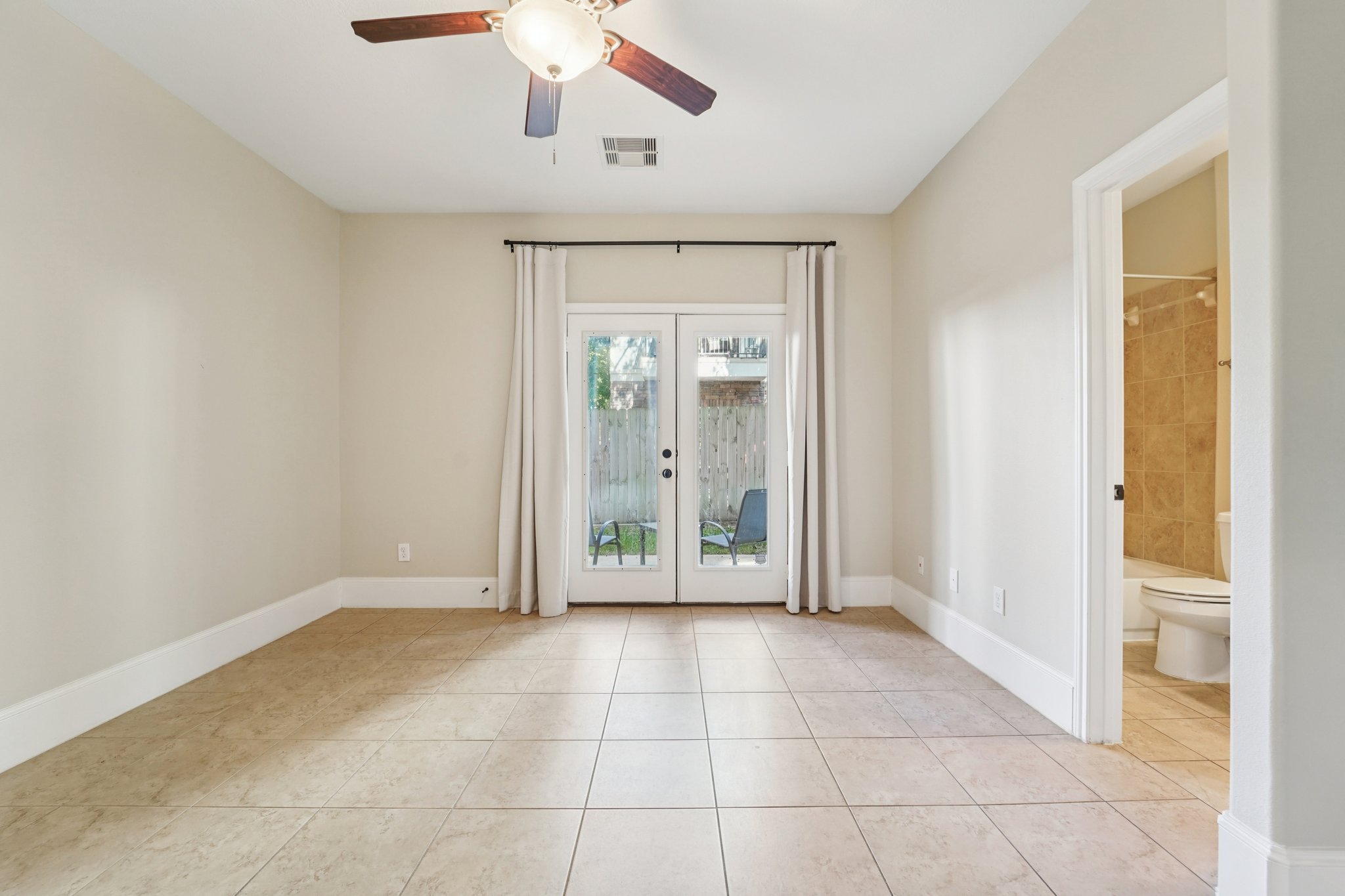 Beall St-S2110-021.jpg