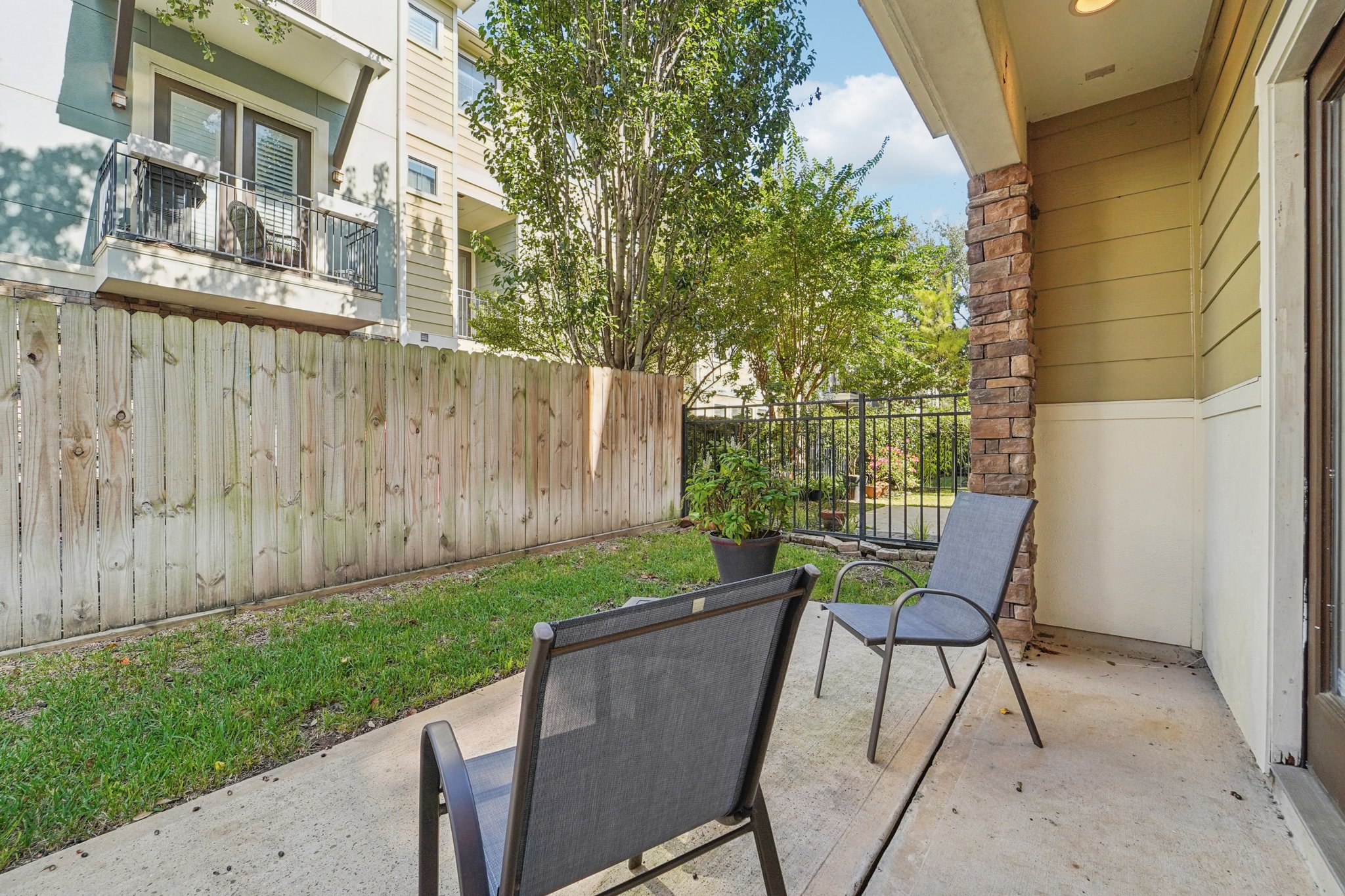 Beall St-S2110-043.jpg