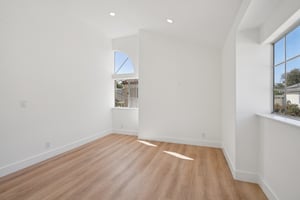 Clark Ln B-S0804-025.jpg