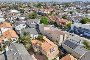 Clark Ln B-S0804-044.jpg