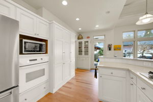 Built-in China Cabinet