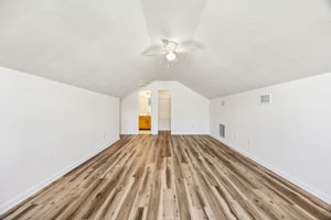 Bonus Room/Bedroom 5