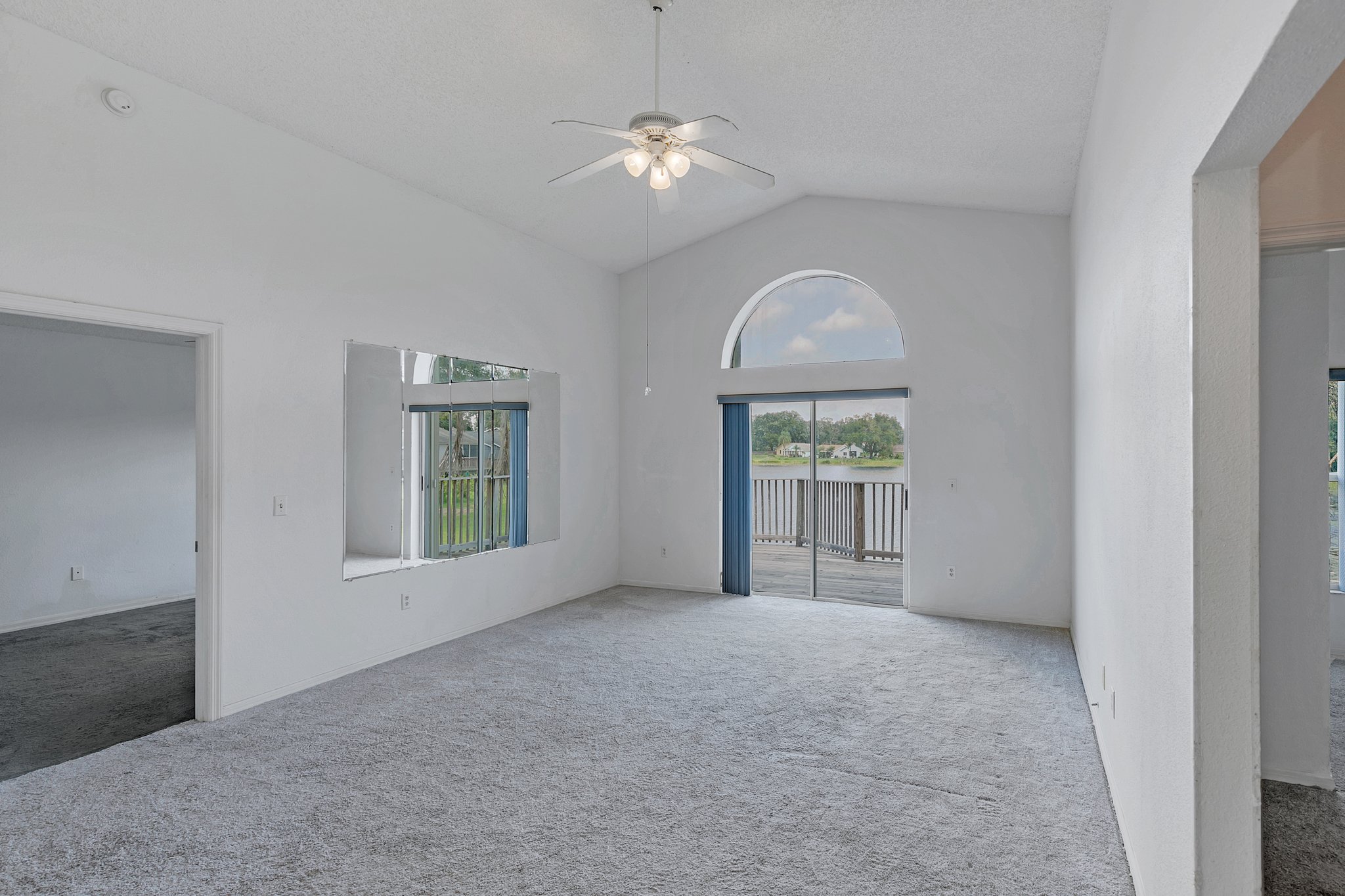 2421 Lake McDade Ct, Apopka, FL 32703, USA Photo 7