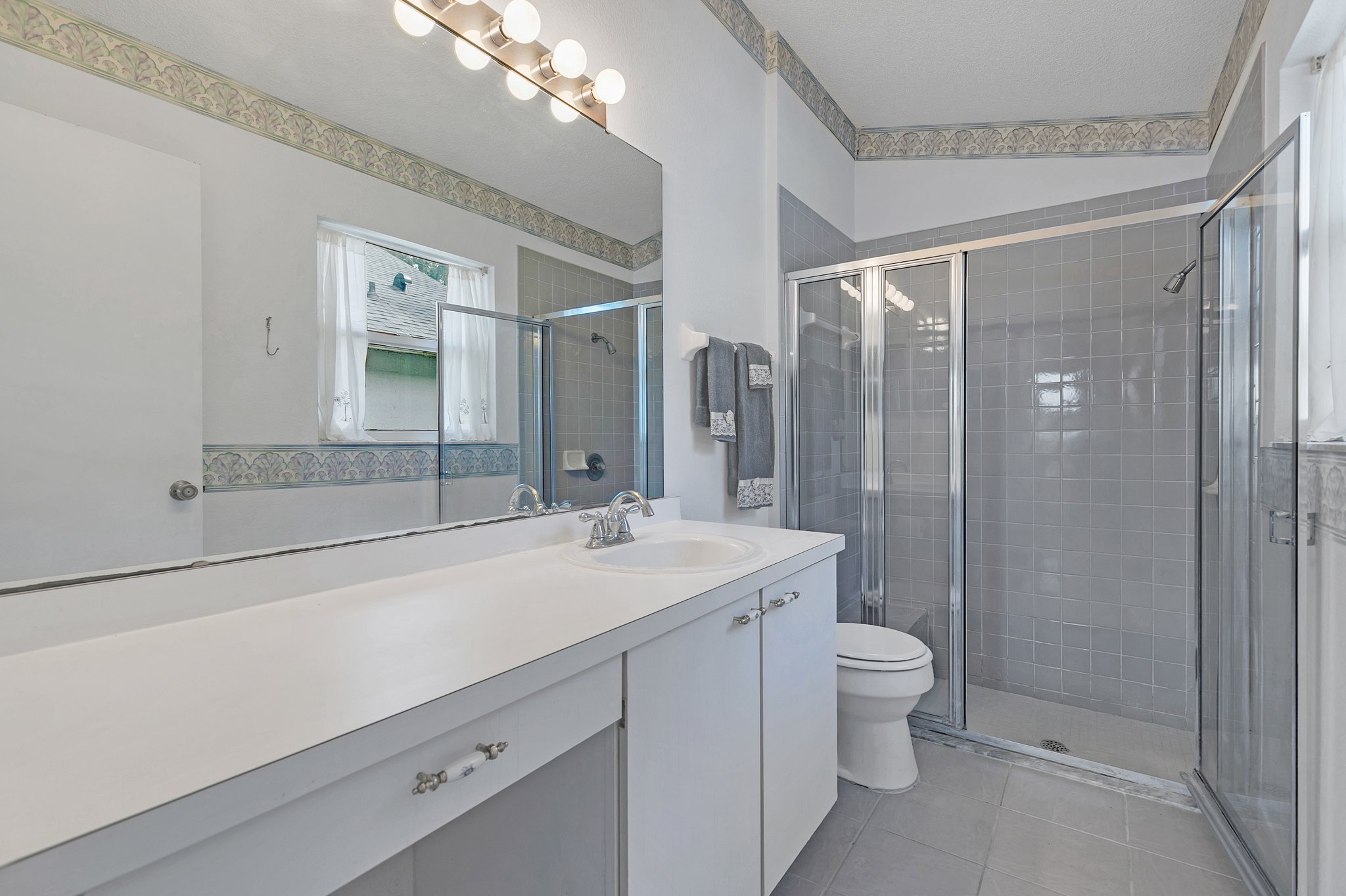 2421 Lake McDade Ct, Apopka, FL 32703, USA Photo 15