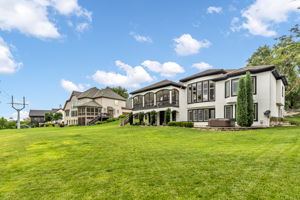 Exterior-8