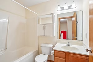 Renaissance Dr-S1607-026.jpg