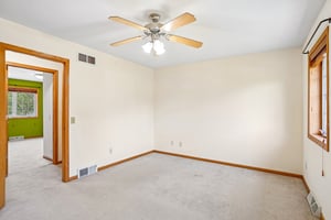 Renaissance Dr-S1607-028.jpg