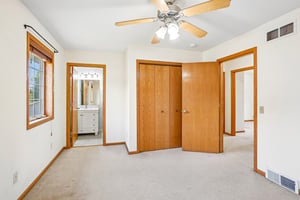 Renaissance Dr-S1607-029.jpg