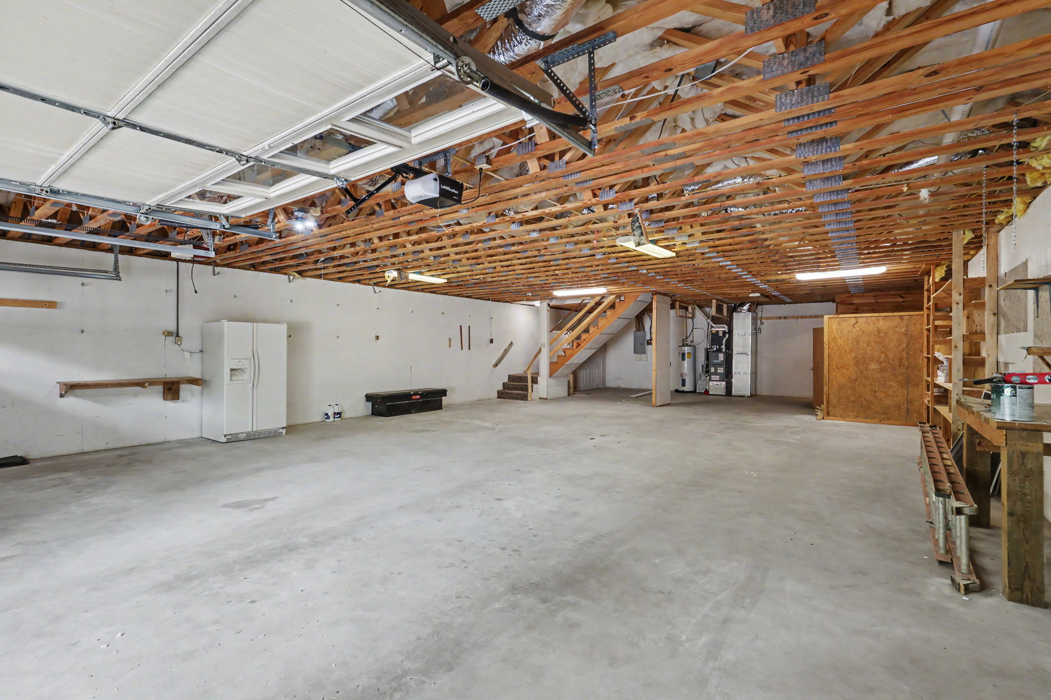  Photo 48