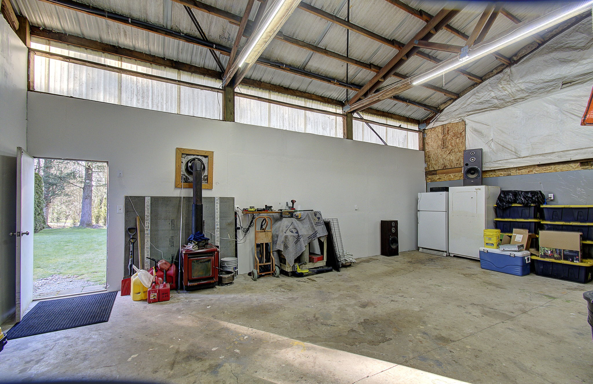  Photo 48