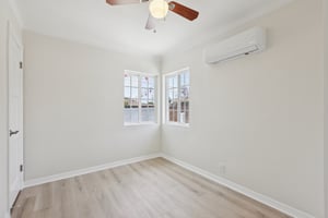 - 2422 E 115th St-1306-016.jpg
