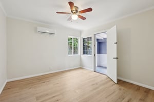 - 2422 E 115th St-1306-019.jpg
