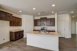 W Gross Ave-017