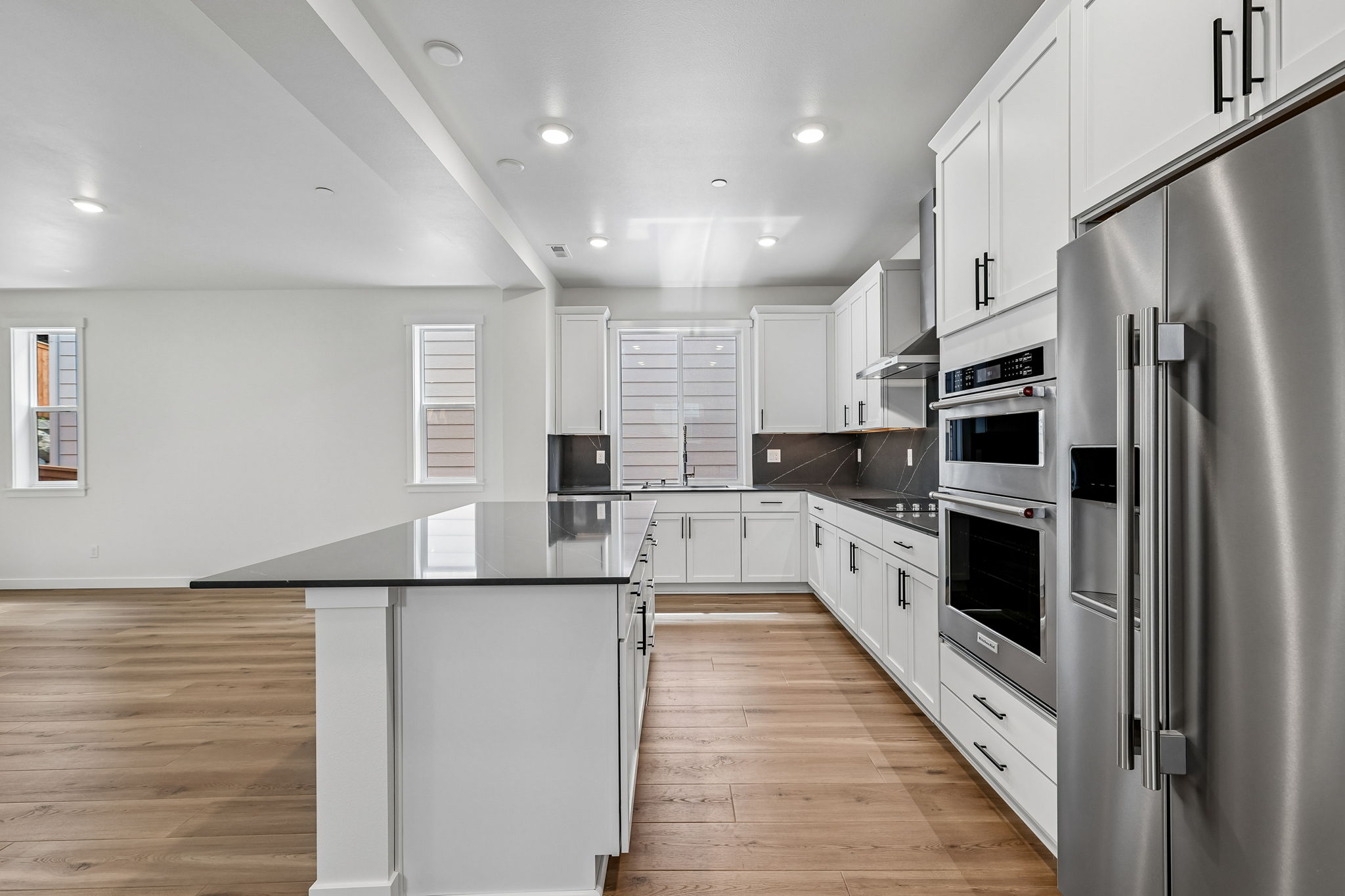 24229 13 Ave SE-S1005-010