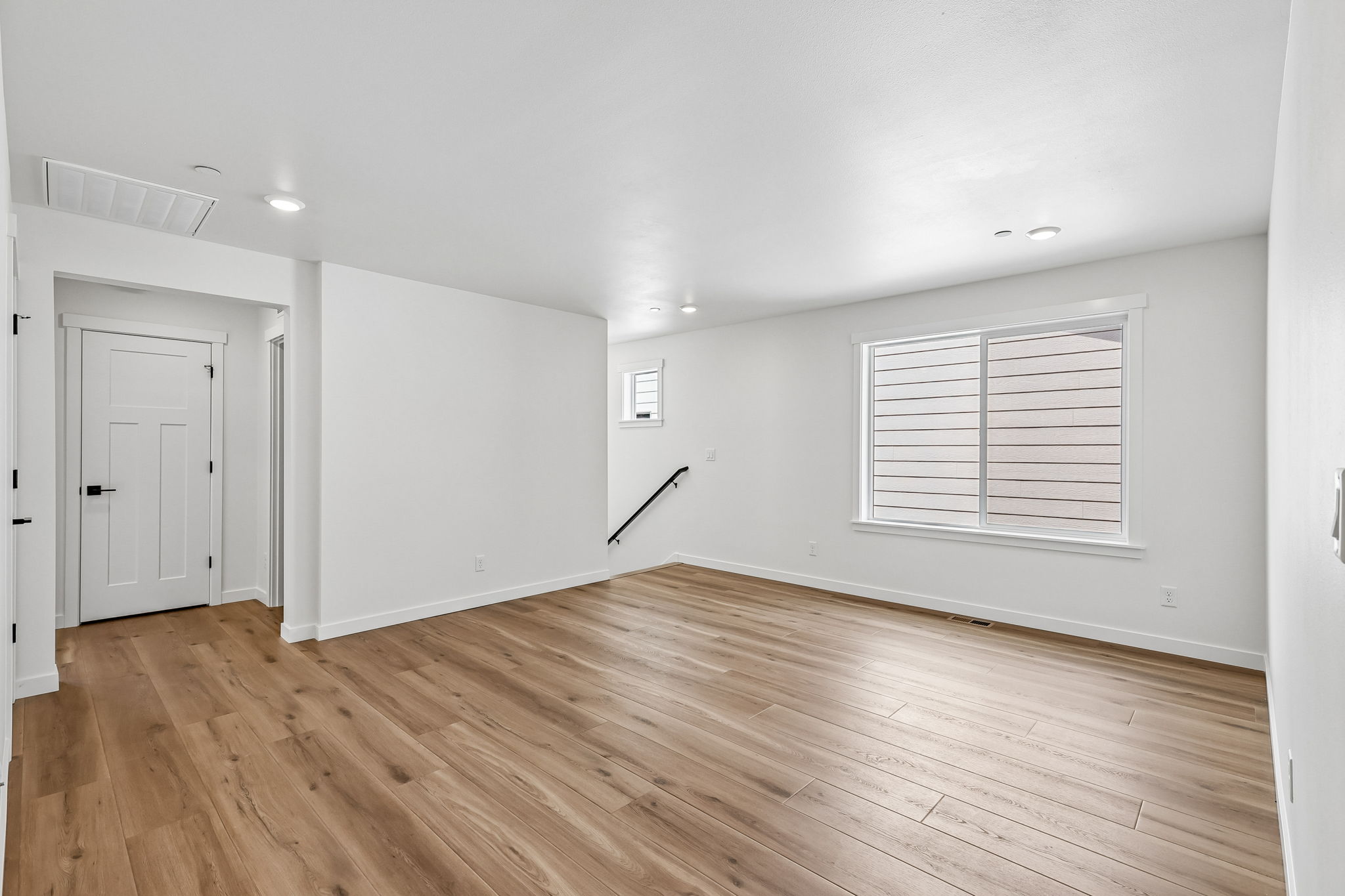 24229 13 Ave SE-S1005-022