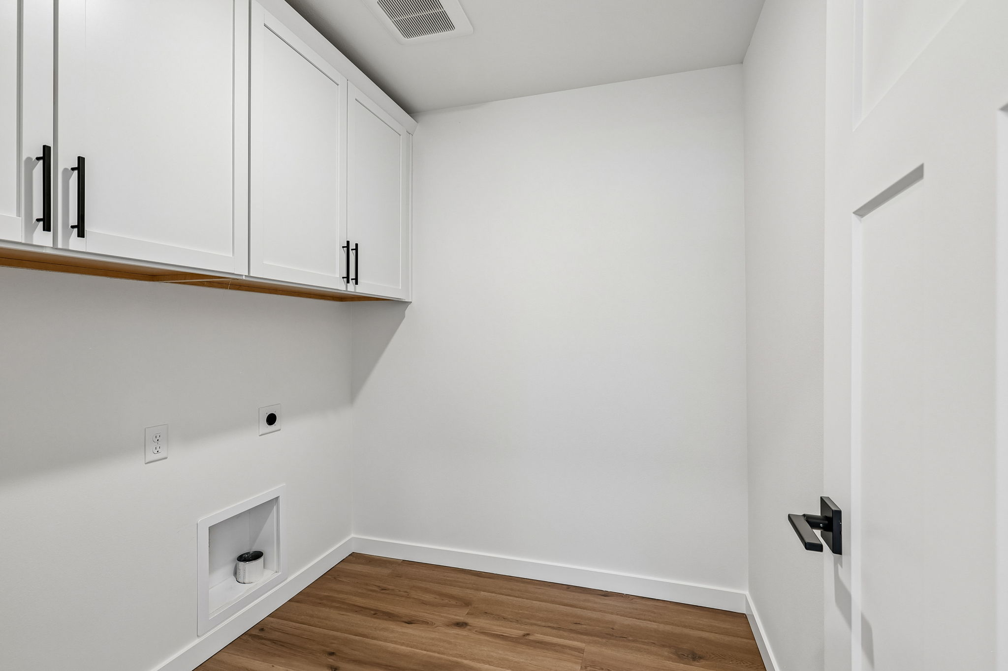 24229 13 Ave SE-S1005-028