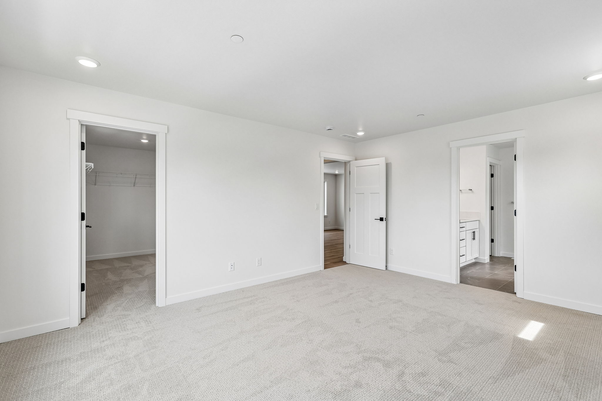 24229 13 Ave SE-S1005-030