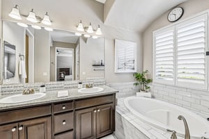 Finchwood Landing Ln-S1005-038.jpg