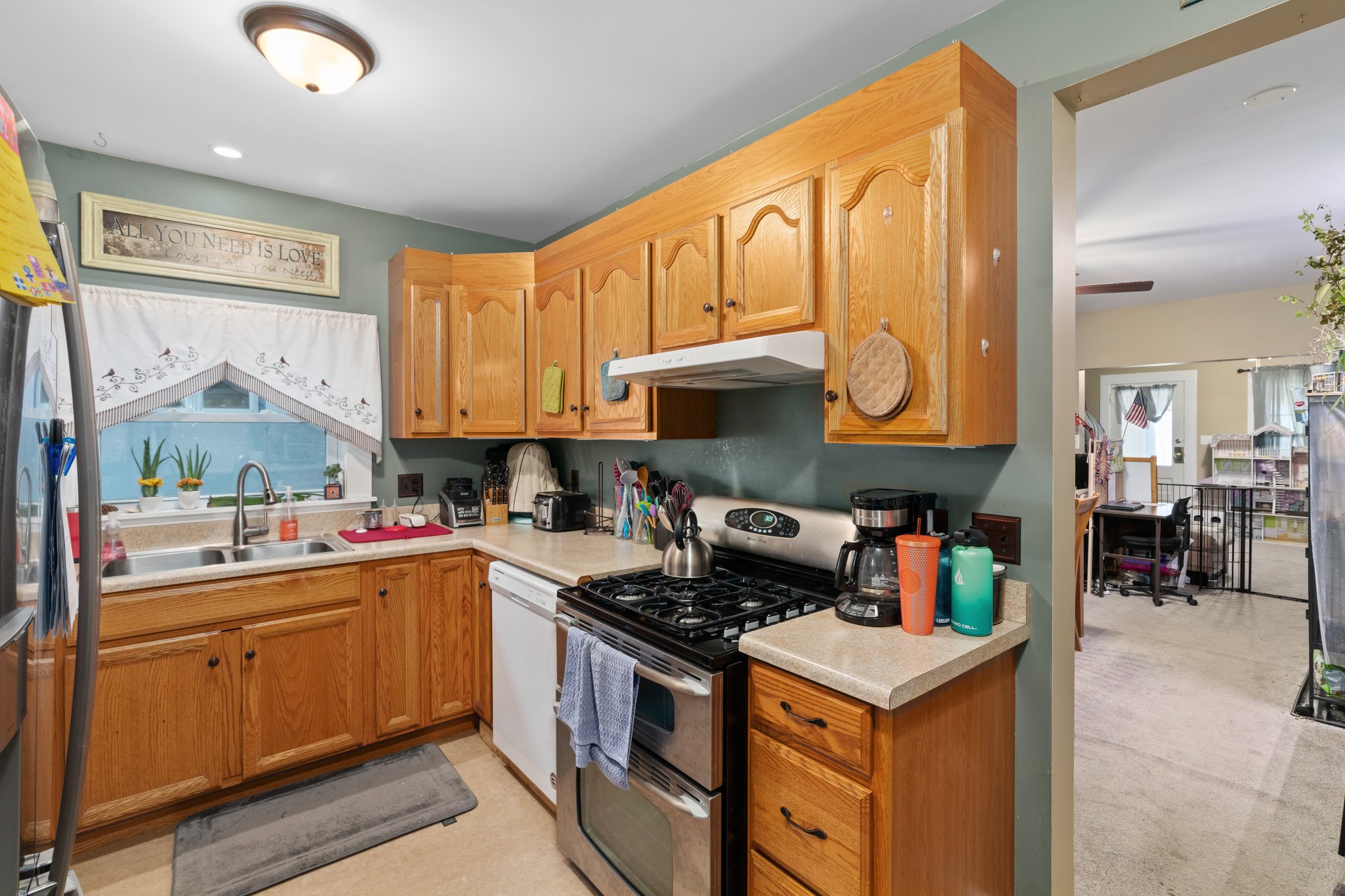 2424 Freemansburg Ave, Easton, PA 18042 AA Aerial Imaging LLC