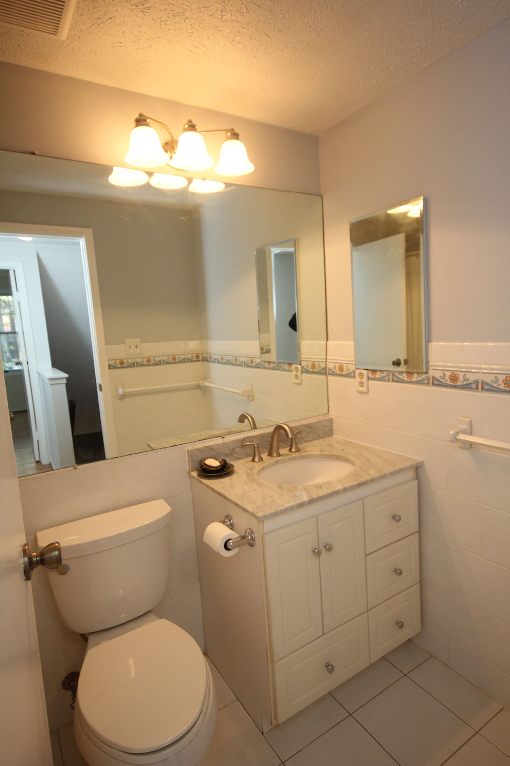 Updated upper level bath