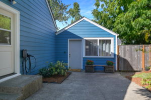  Photo 35
