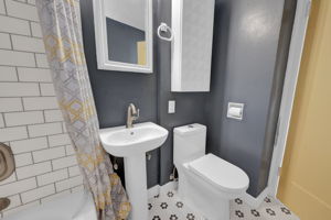  Photo 23