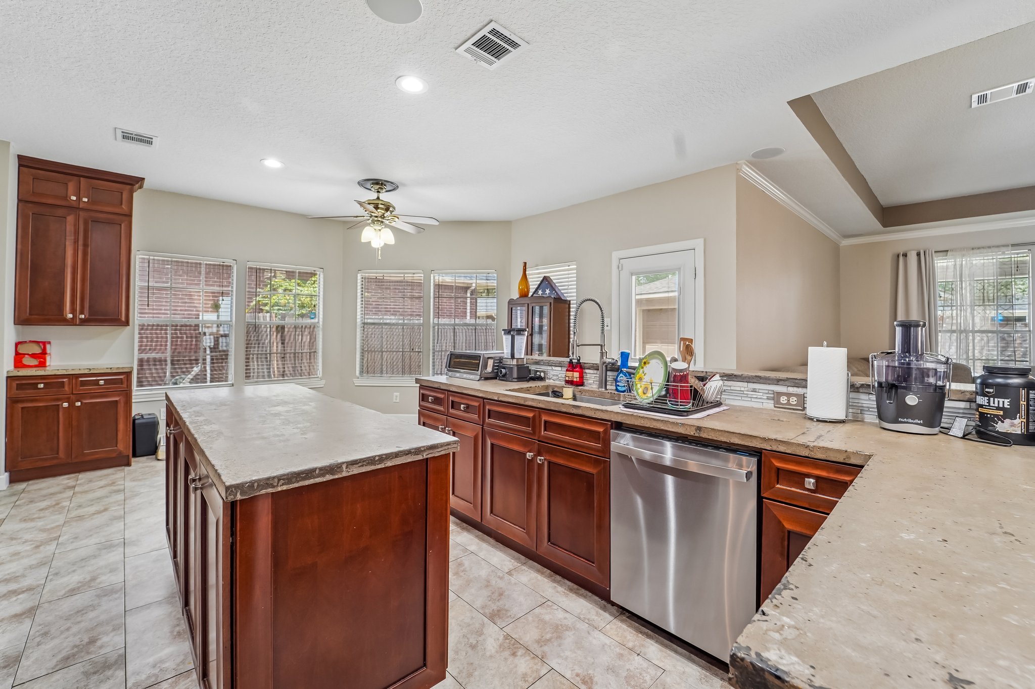 Piney Woods Dr-S1709-013.jpg