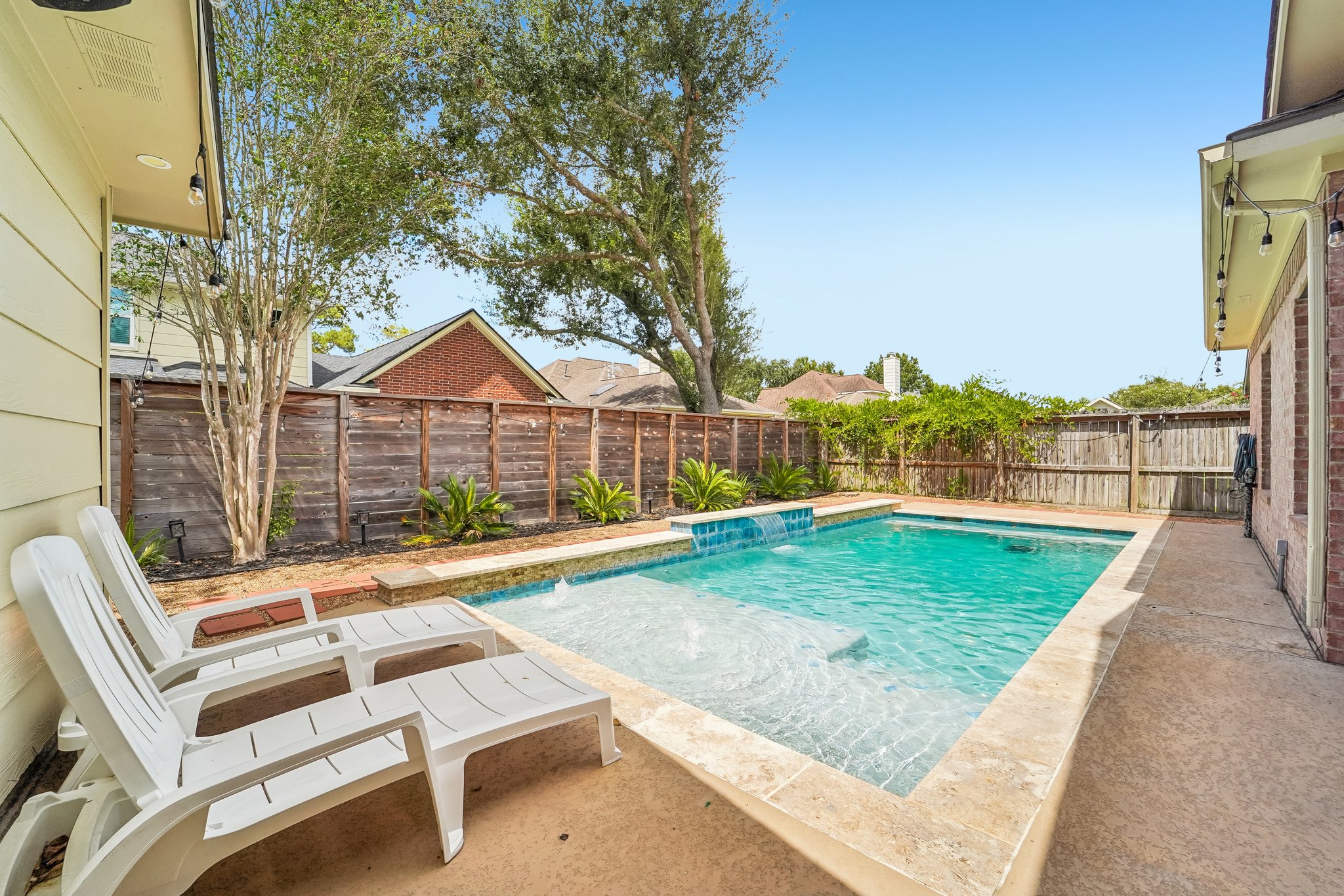 Piney Woods Dr-S1709-049.jpg