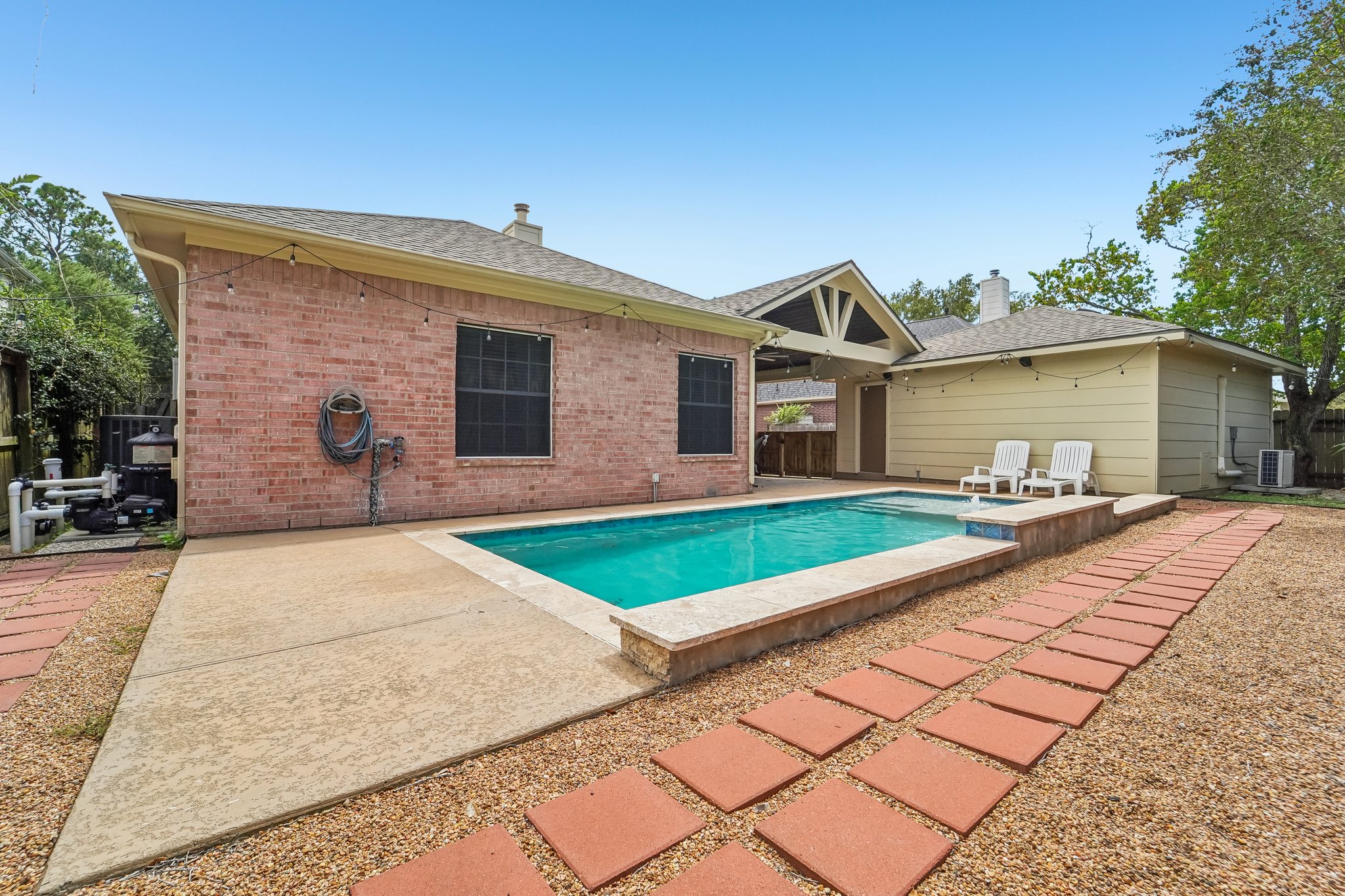 Piney Woods Dr-S1709-051.jpg