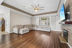 Piney Woods Dr-S1709-005.jpg