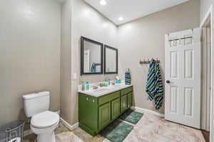 Piney Woods Dr-S1709-018.jpg